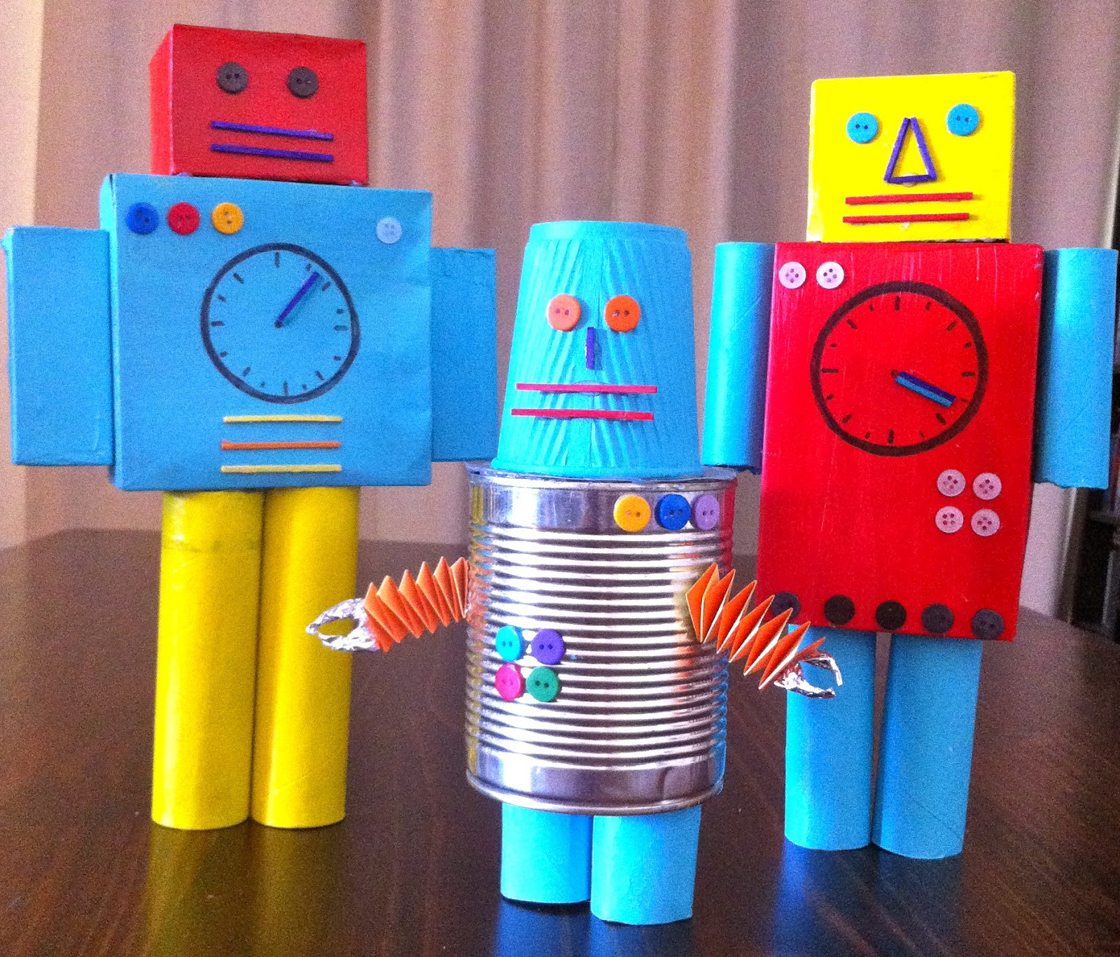 DIY Robots For Kids
 look love create The Robot Book by Heather Brown