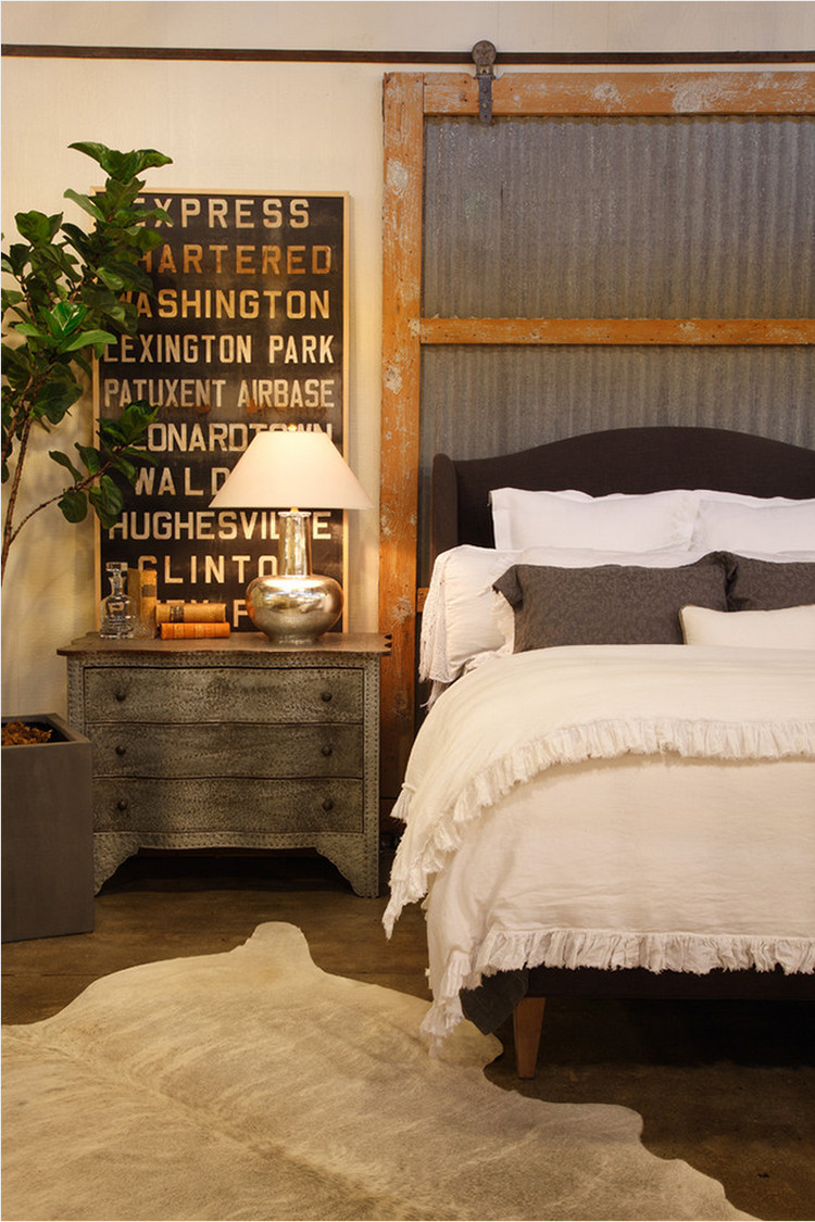 DIY Rustic Wood Headboard
 Rustic Inspired Headboards