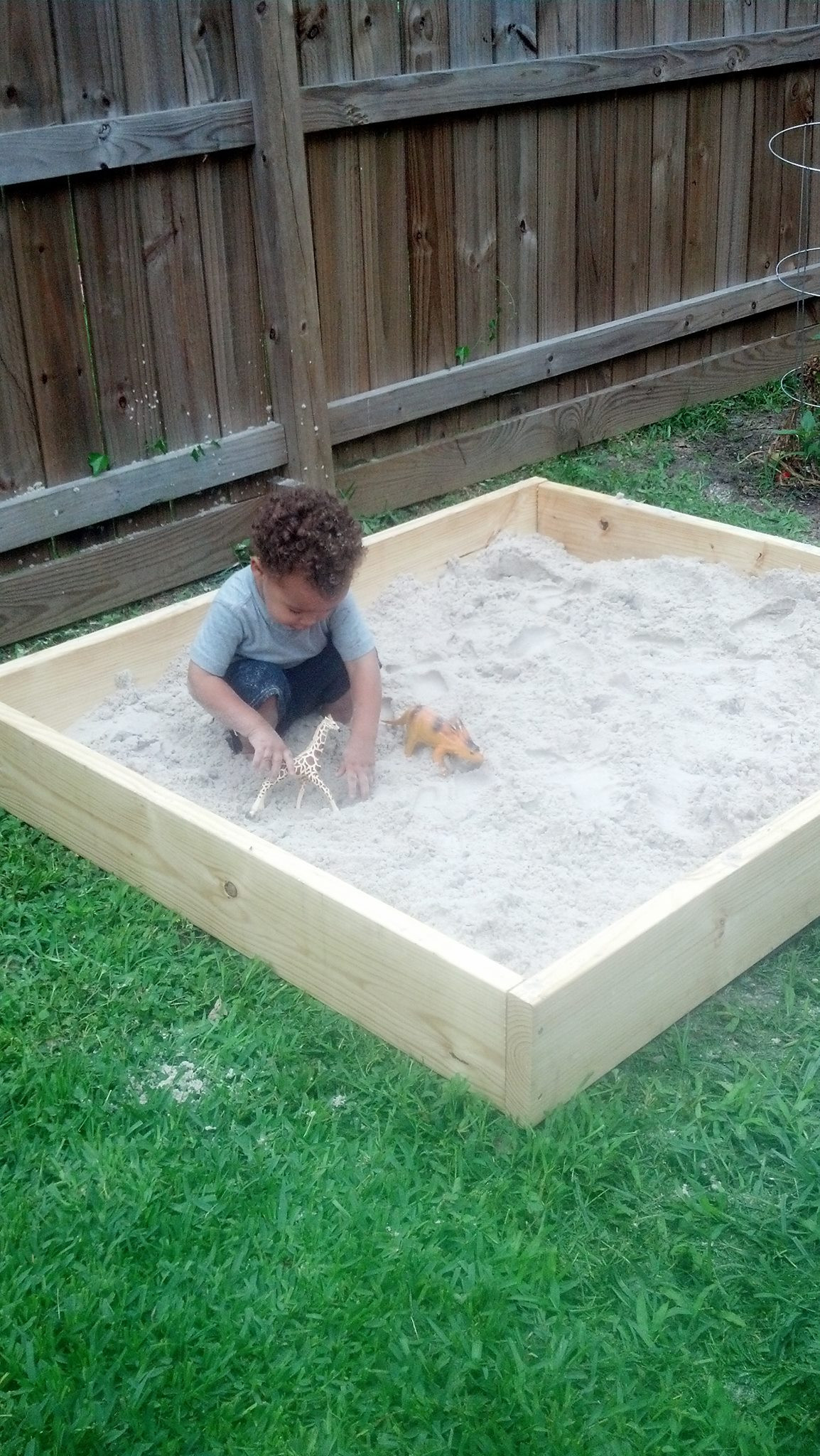 DIY Sandbox Cover
 DIY Sandbox