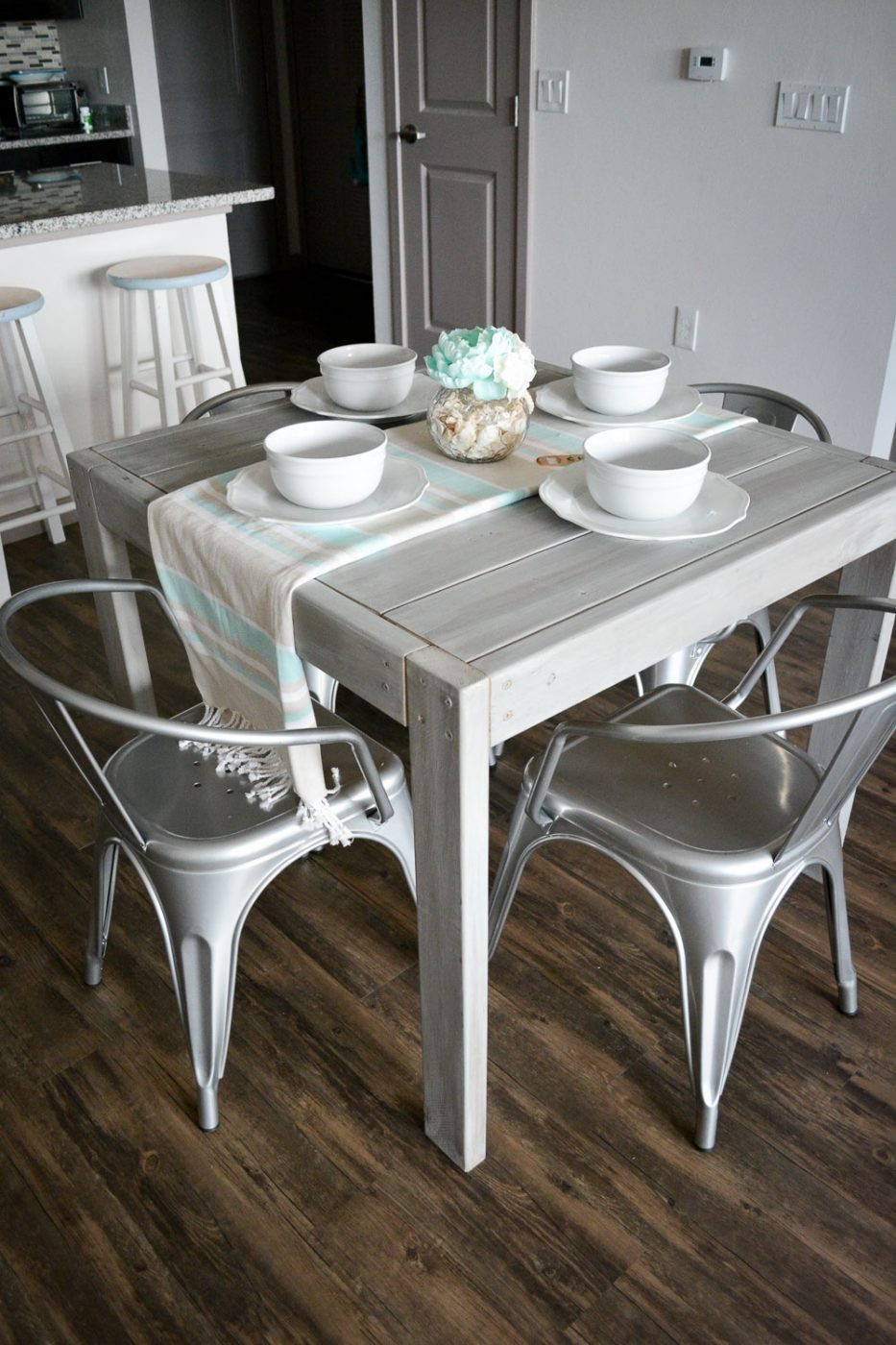 Diy Small Kitchen Table
 DIY Farmhouse Table For Under $40