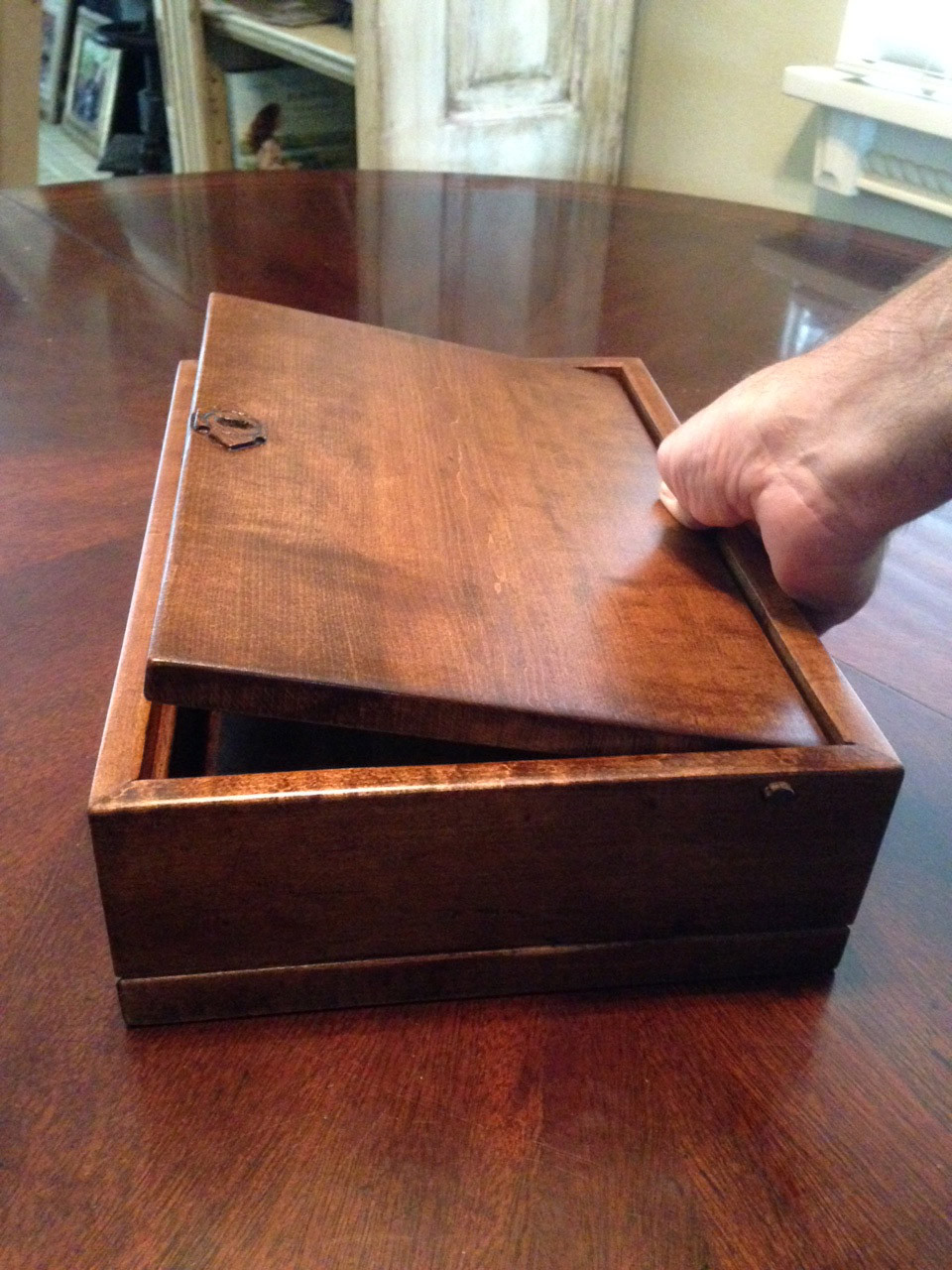 DIY Small Wood Box
 How To Build A Small Wooden Box Using The Parts From An