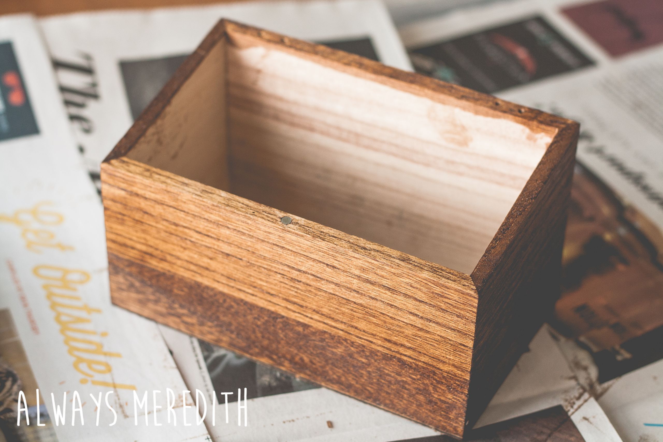 DIY Small Wood Box
 DIY… Wooden Box