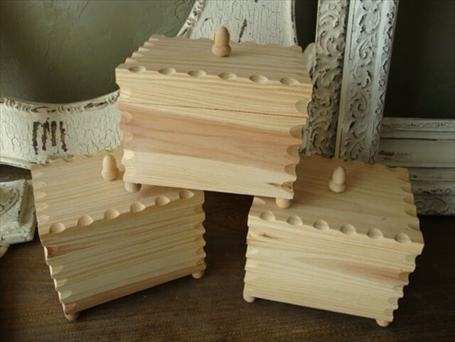 DIY Small Wooden Boxes
 32 Small Woodworking Projects