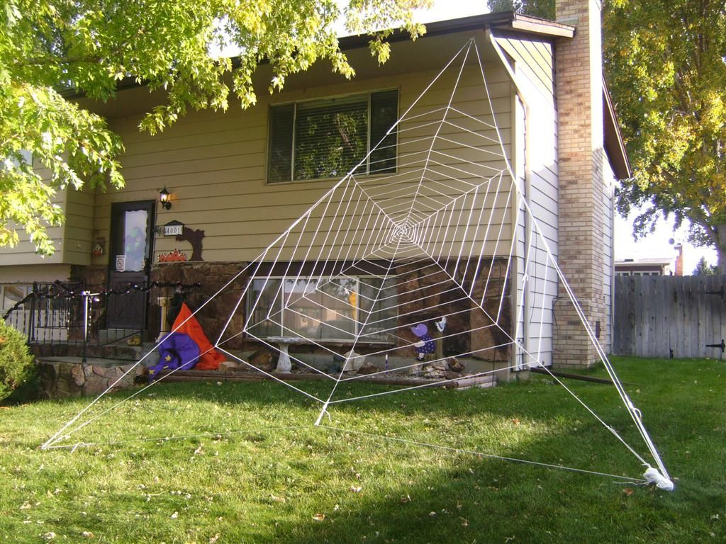 DIY Spider Web Decorations
 Gigantic Halloween Spider Web