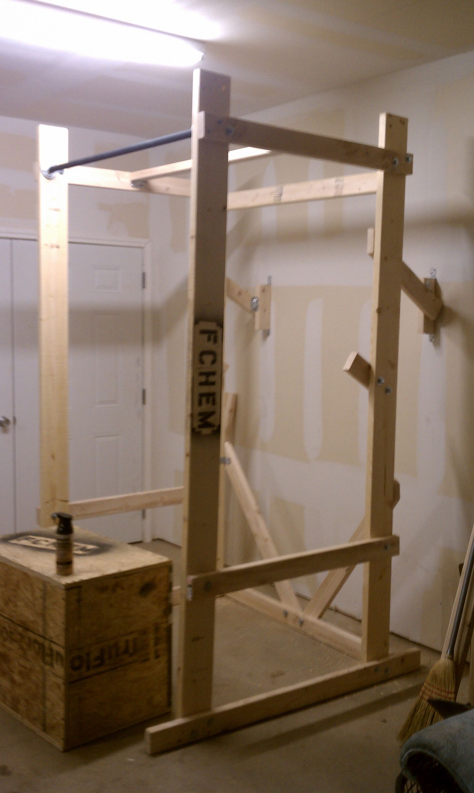 DIY Squat Rack
 build your own crossfit power rack