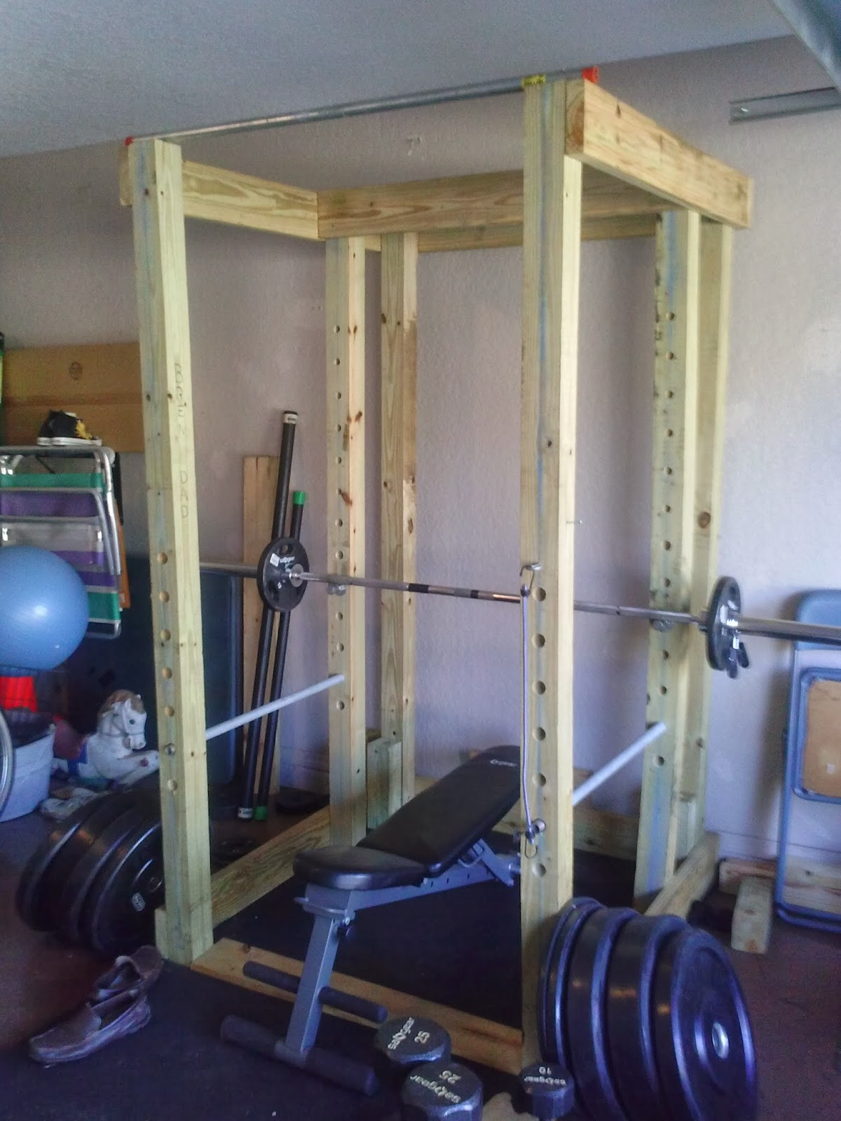 DIY Squat Rack
 The Power Rack e Year Later