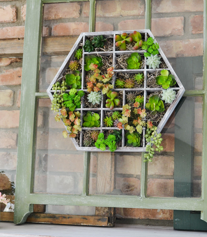 DIY Succulent Planter Box
 diy succulent planter from old wooden trinket case 1