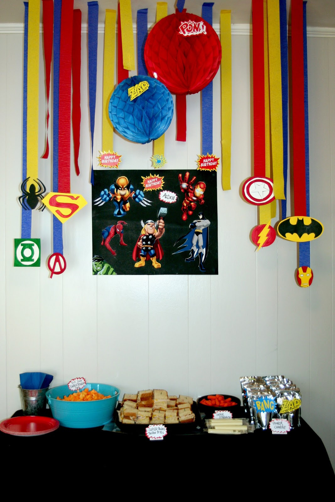 DIY Superhero Decorations
 Circles Sunshine Super Hero Birthday Party