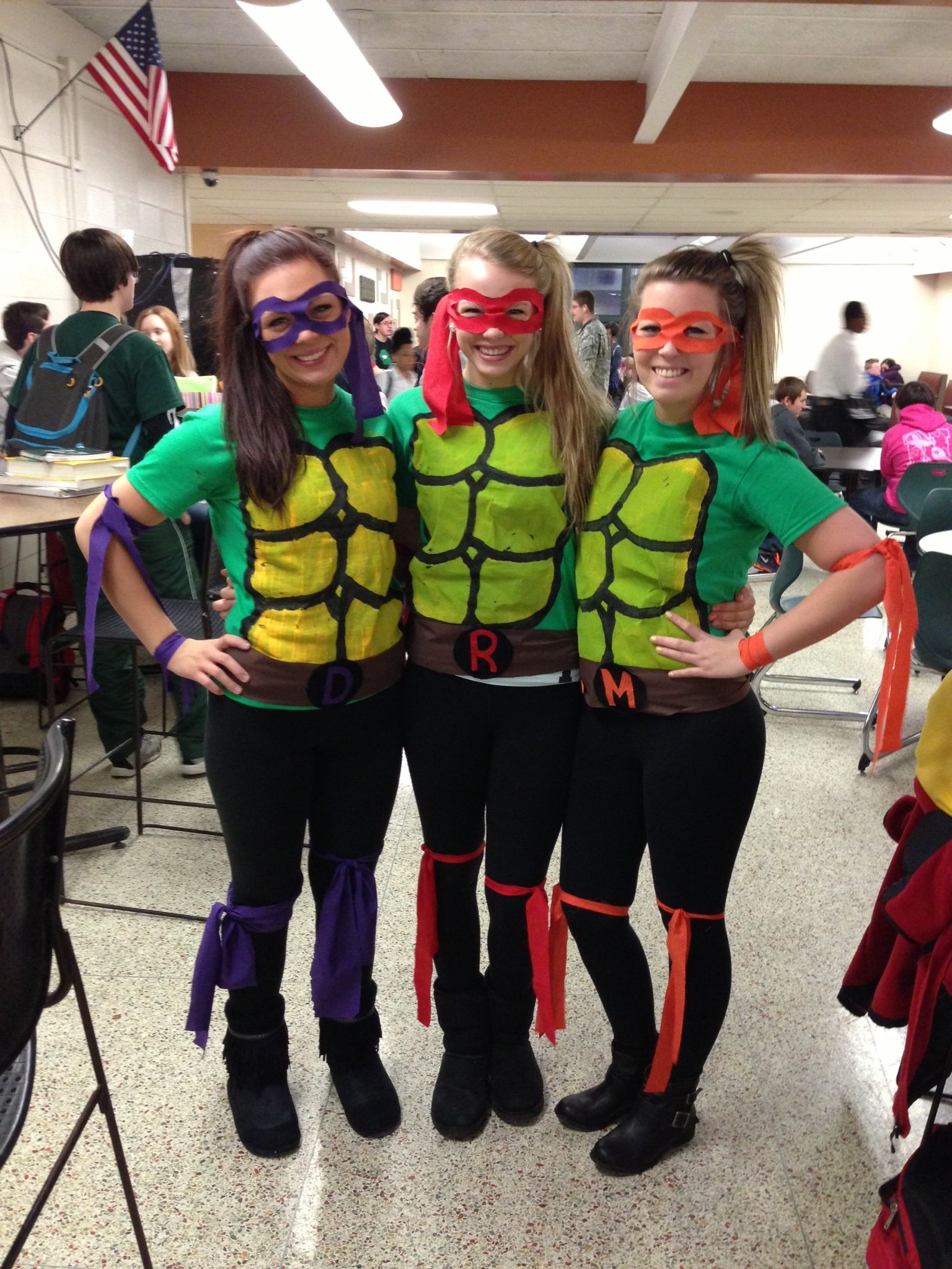 DIY Teenage Mutant Ninja Turtle Costumes
 Pin on Halloween costumes