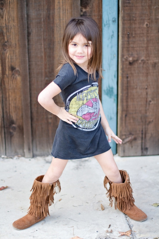 DIY Toddler T Shirt Dress
 Cool DIY T shirt Dress For Your Daugther