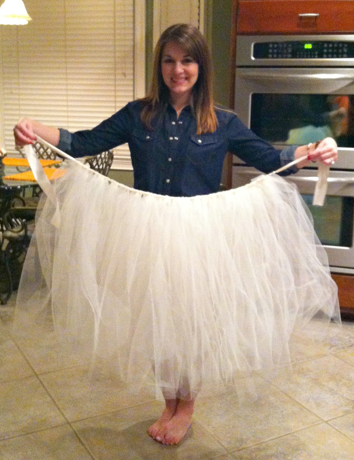 DIY Tutu Adult
 Living Easy Tulle Skirt