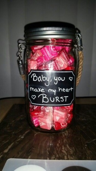 DIY Valentine Gift For Boyfriend
 10 DIY Valentine s Gifts For Boyfriends Society19