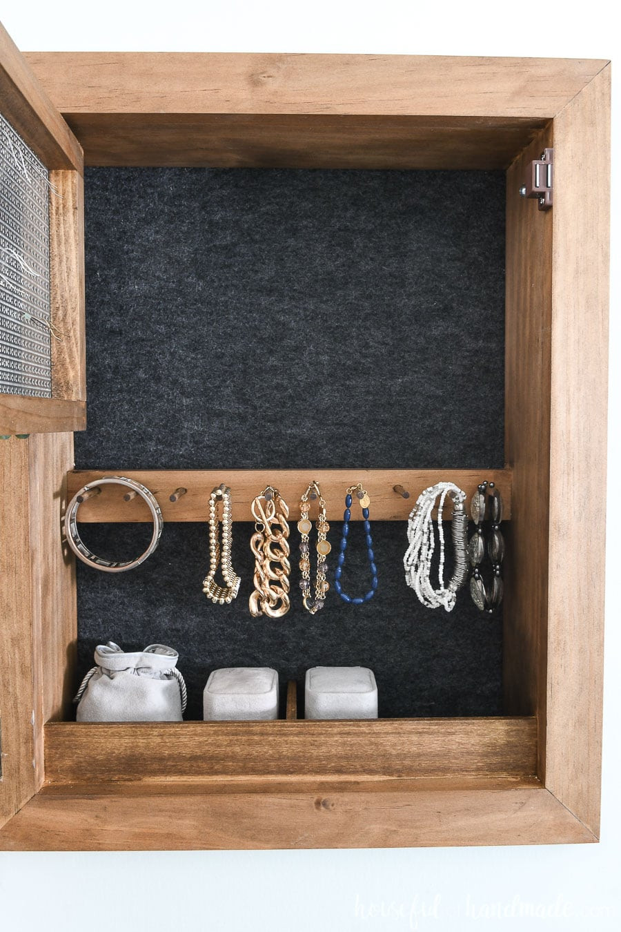 DIY Wall Jewelry Organizer
 DIY Wall Jewelry Organizer Houseful of Handmade