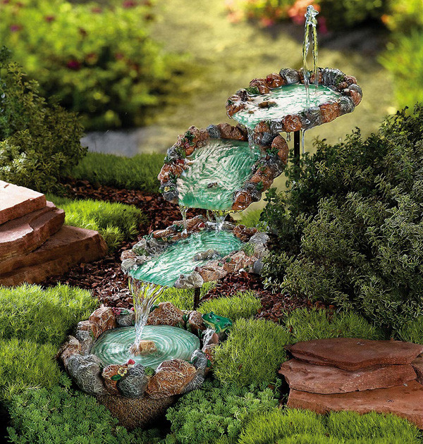 DIY Water Fountain Outdoor
 10 DIY Water Fountain To Make Your Garden More Appealing