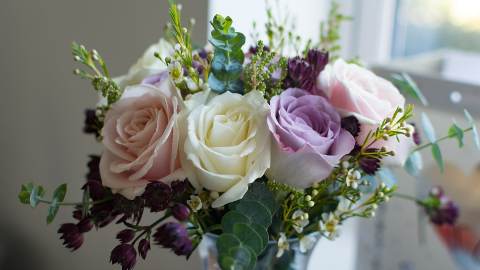 DIY Wedding Flowers Cost
 16 Inexpensive Wedding Flowers That Still Look Beautiful