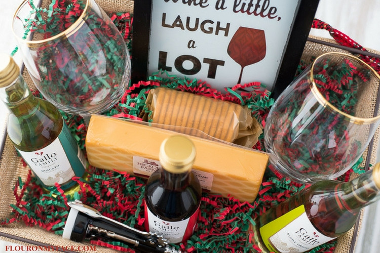 Diy Wine Gift Baskets Ideas
 13 DIY Gift Basket Ideas To Make Giving Presents A Lot