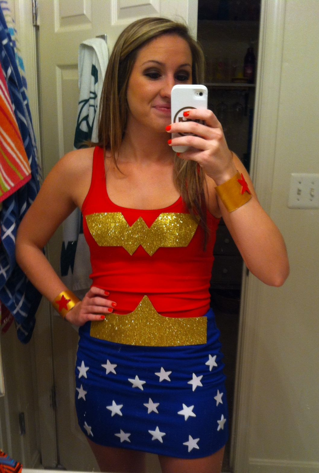 DIY Woman Costume
 DIY Wonder Woman costume