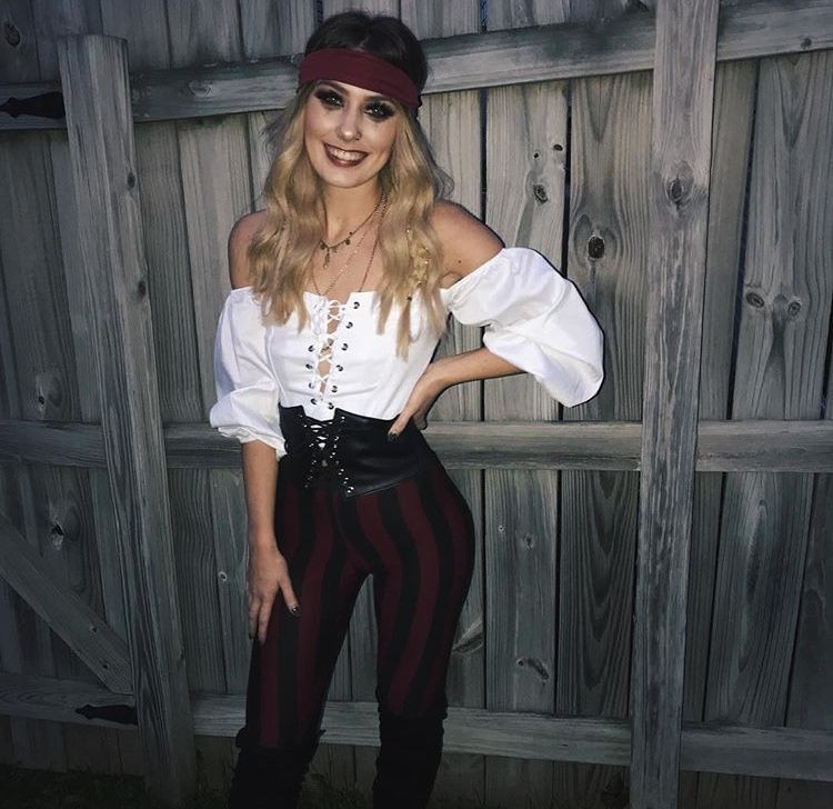 DIY Womens Pirate Costumes
 Pin by Mercedez Gonzalez on Halloween