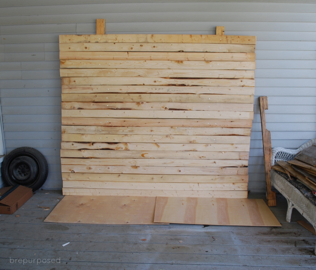 DIY Wood Backdrop
 DIY Faux Distressed Wood Backdrop brepurposed