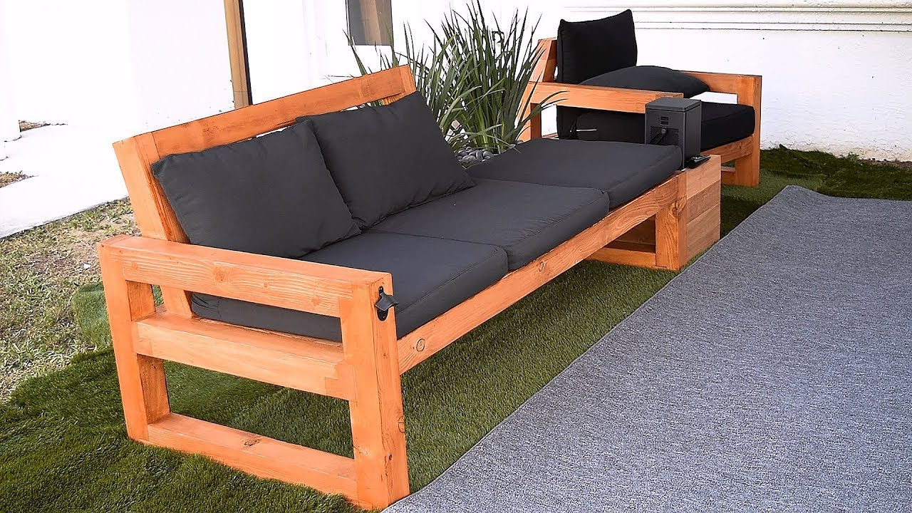 DIY Wood Couch
 DIY Modern Outdoor Sofa