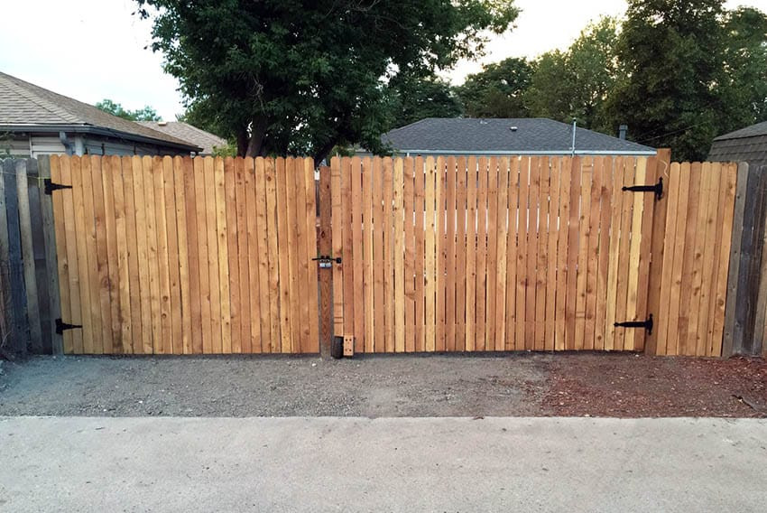 DIY Wood Driveway Gate
 Driveway Gate Ideas Ultimate Guide Designing Idea