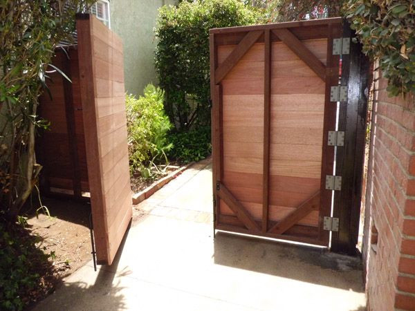 DIY Wood Driveway Gate
 DIY Wooden Gates outdoortheme