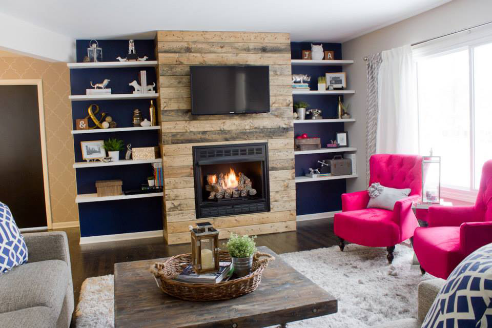 DIY Wood Fireplace Surround
 How to create a DIY reclaimed wood fireplace surround for