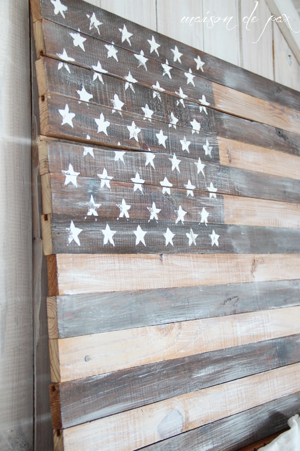 DIY Wood Flag
 DIY Planked American Flag Maison de Pax