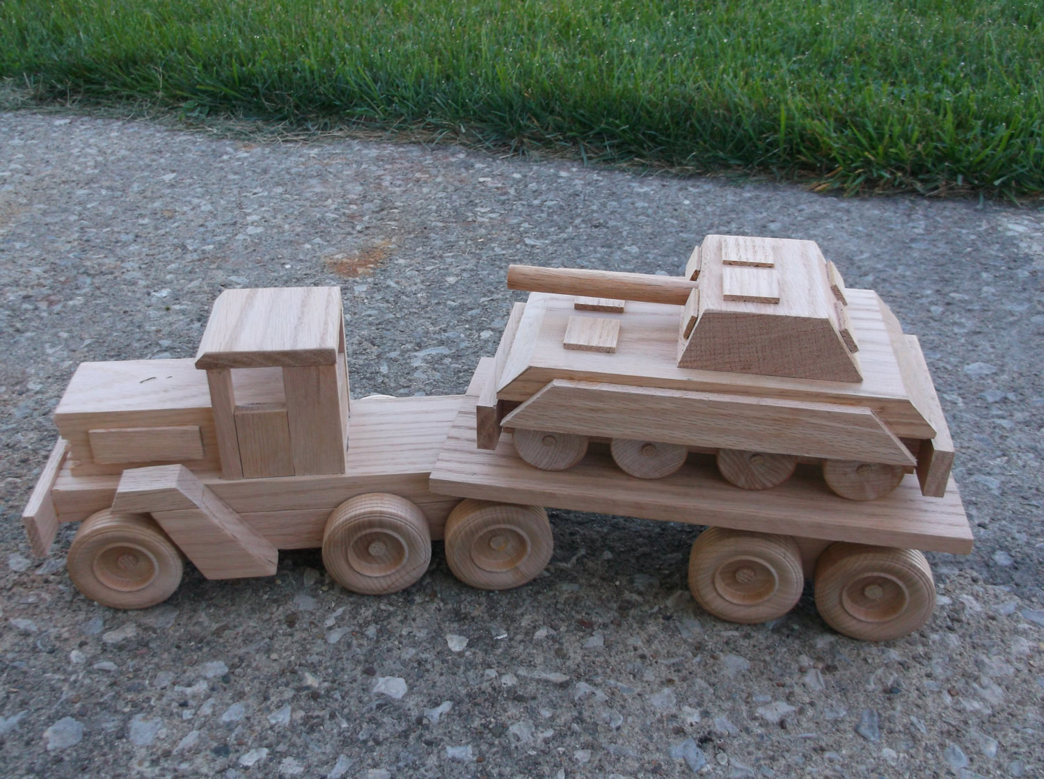 DIY Wood Flatbed
 Homemade toy wooden Army flat bed semi truck by