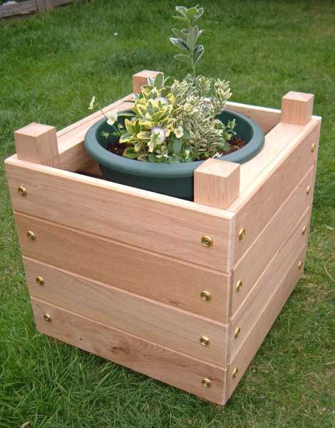 DIY Wood Flower Boxes
 37 Outstanding DIY Planter Box Plans Designs and Ideas