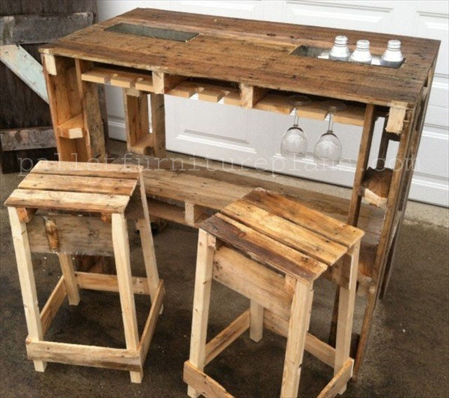 DIY Wood Furniture Projects
 Enjoy with 25 Pallet Wood Projects