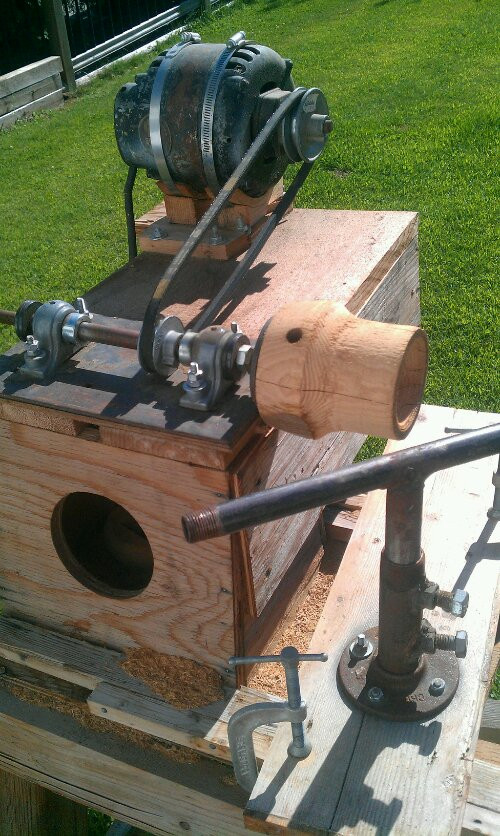 DIY Wood Lathes
 Crazy homemade wood lathe