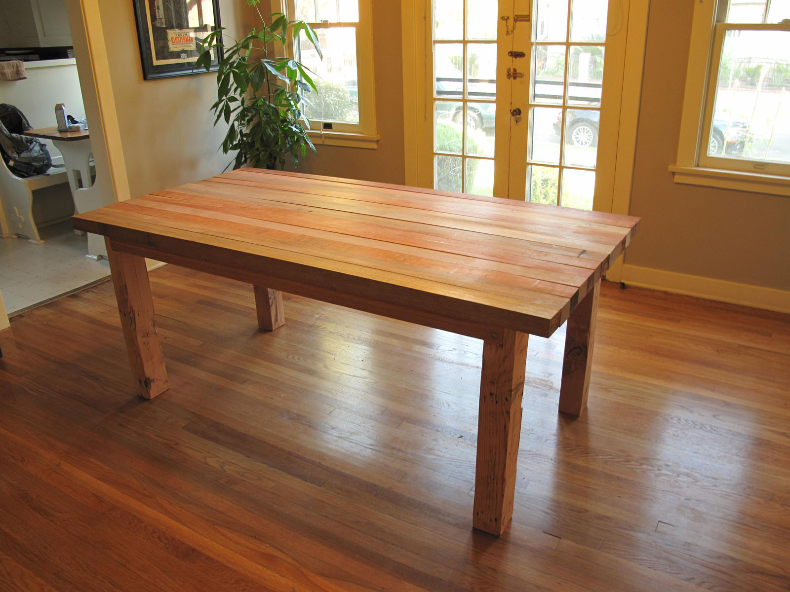 DIY Wood Table
 DIY Reclaimed Wood Dining Table