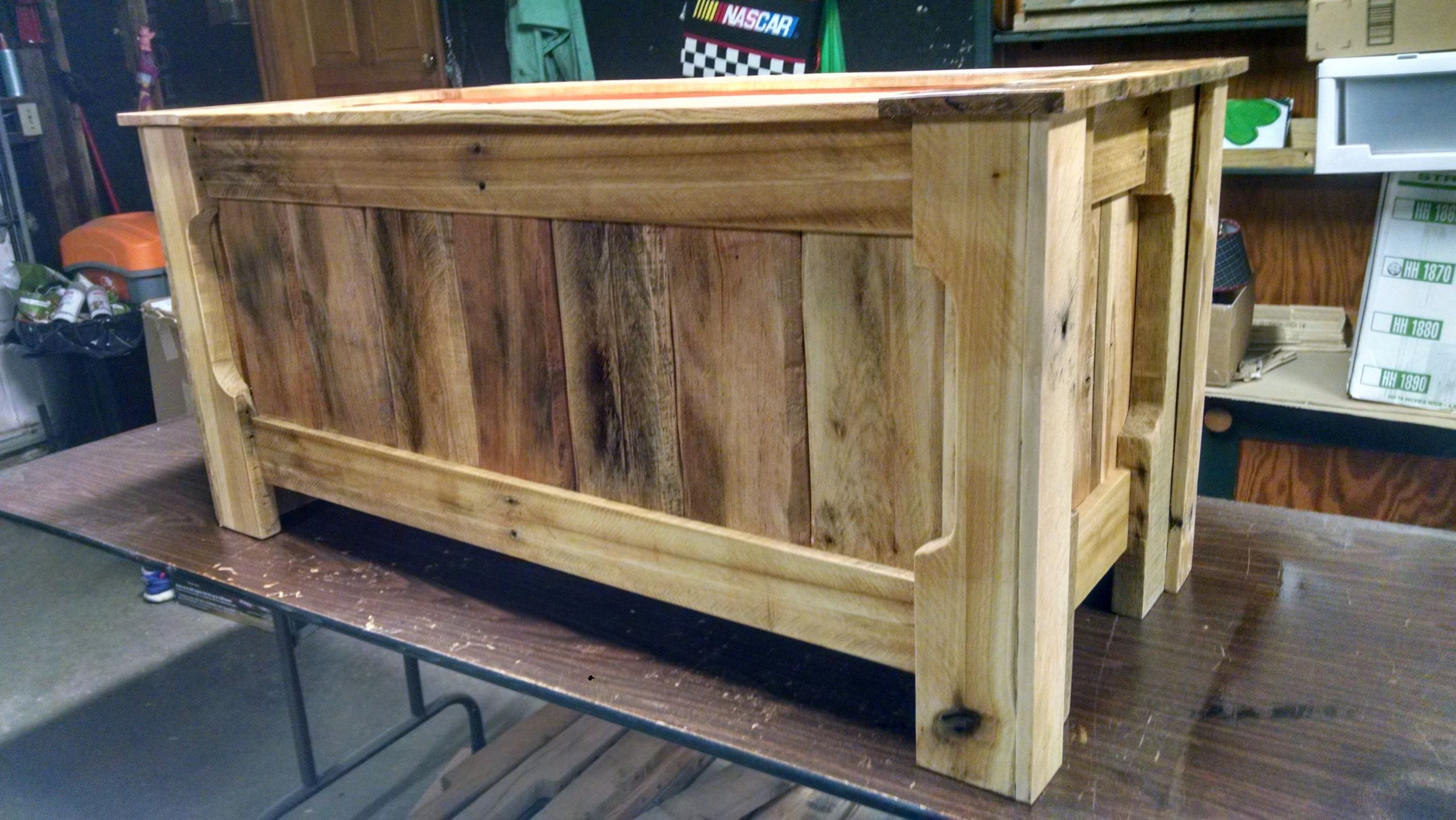 DIY Wood Toy Chest
 Pallet Wood Toy Box RYOBI Nation Projects