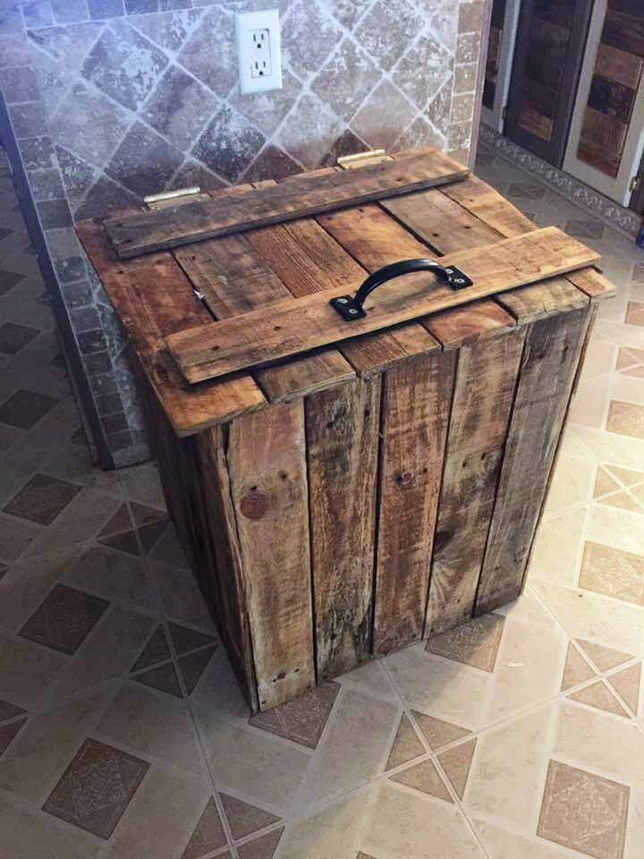 DIY Wood Trash Can
 DIY Wood Pallet Trash Bin