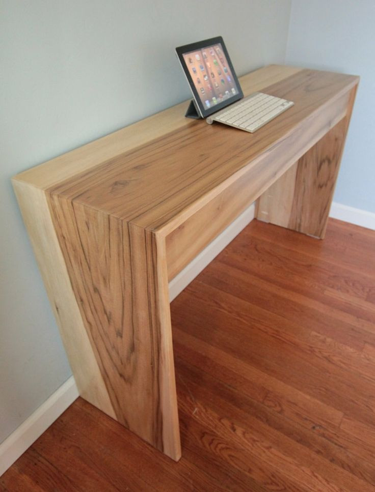 DIY Wooden Computer Desk
 71 best images about puter Room Idea on Pinterest