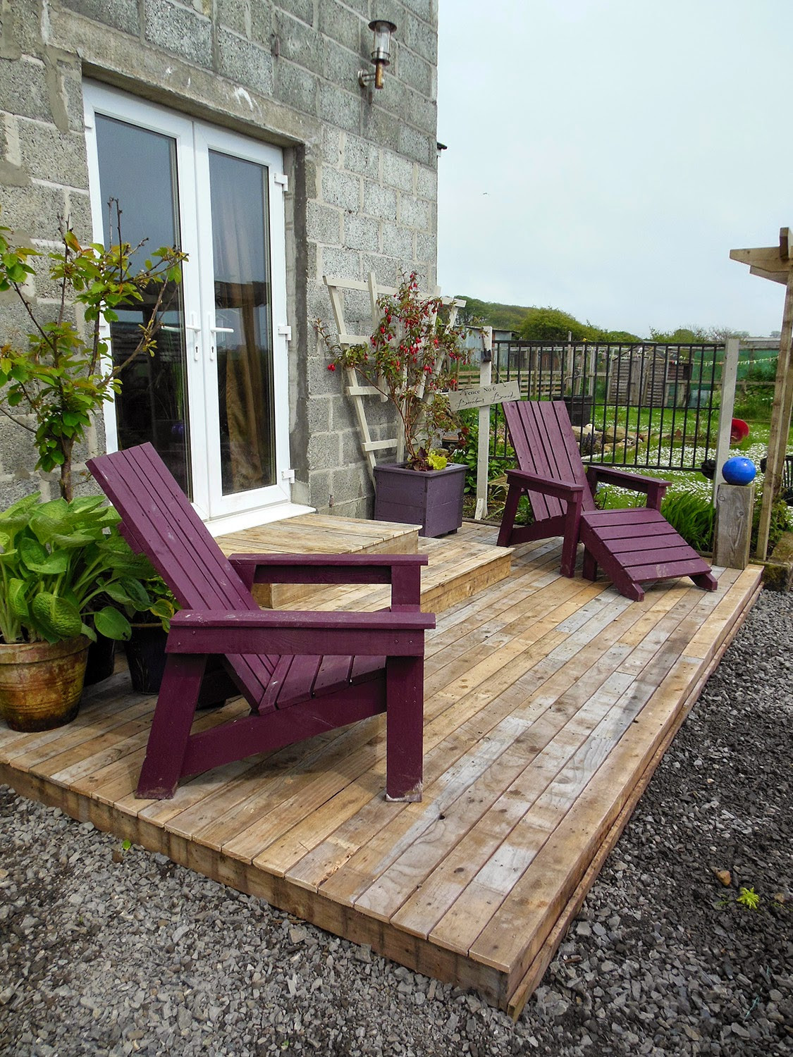 DIY Wooden Decks
 The Tenacious Gardener DIY pallet wood decking