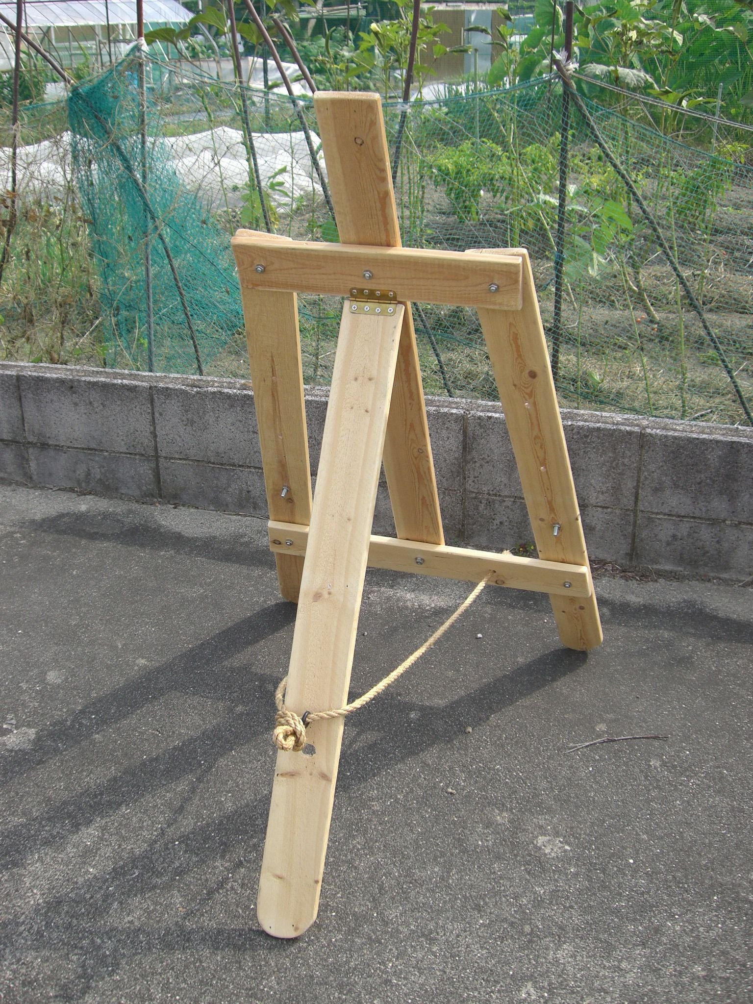 Diy Wooden Easel Luxury Wood Pallet Easel 02