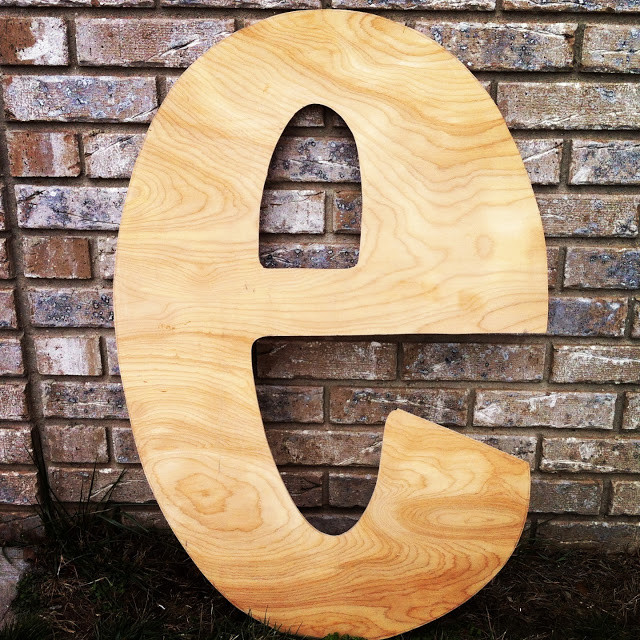 DIY Wooden Letter
 50 Typography Related DIY Projects