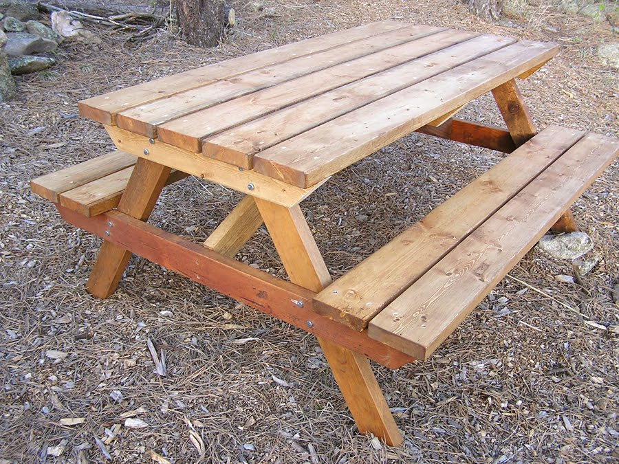 DIY Wooden Picnic Table
 Wooden picnic table diy