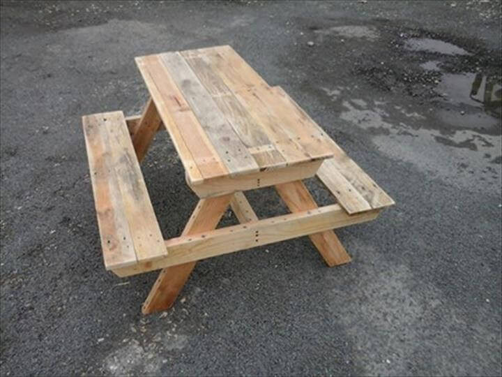 DIY Wooden Picnic Table
 DIY Pallet Picnic Table Easy Pallet Ideas