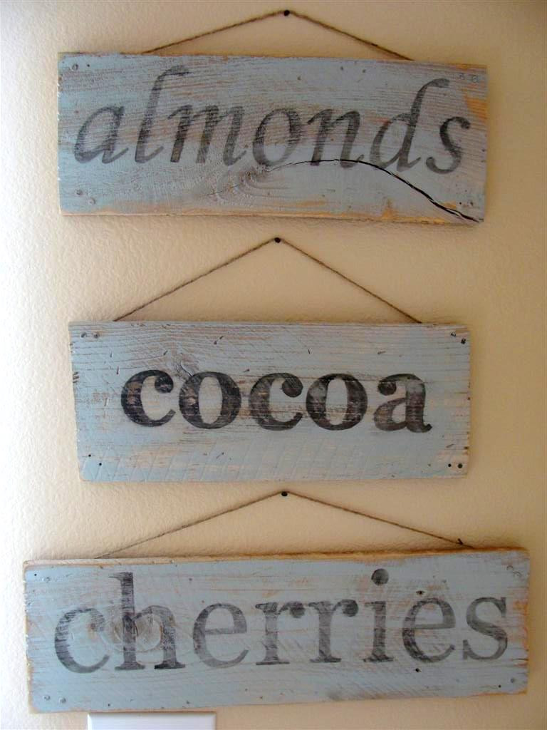 DIY Wooden Plaques
 Skip the Store and Do It Yourself Easy Homemade Wooden