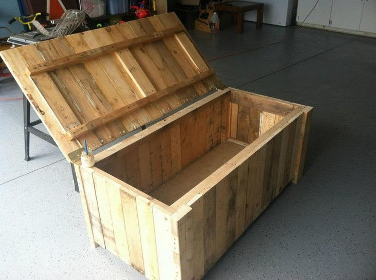 DIY Wooden Storage Boxes
 DIY Wooden Pallet Storage Box Plans