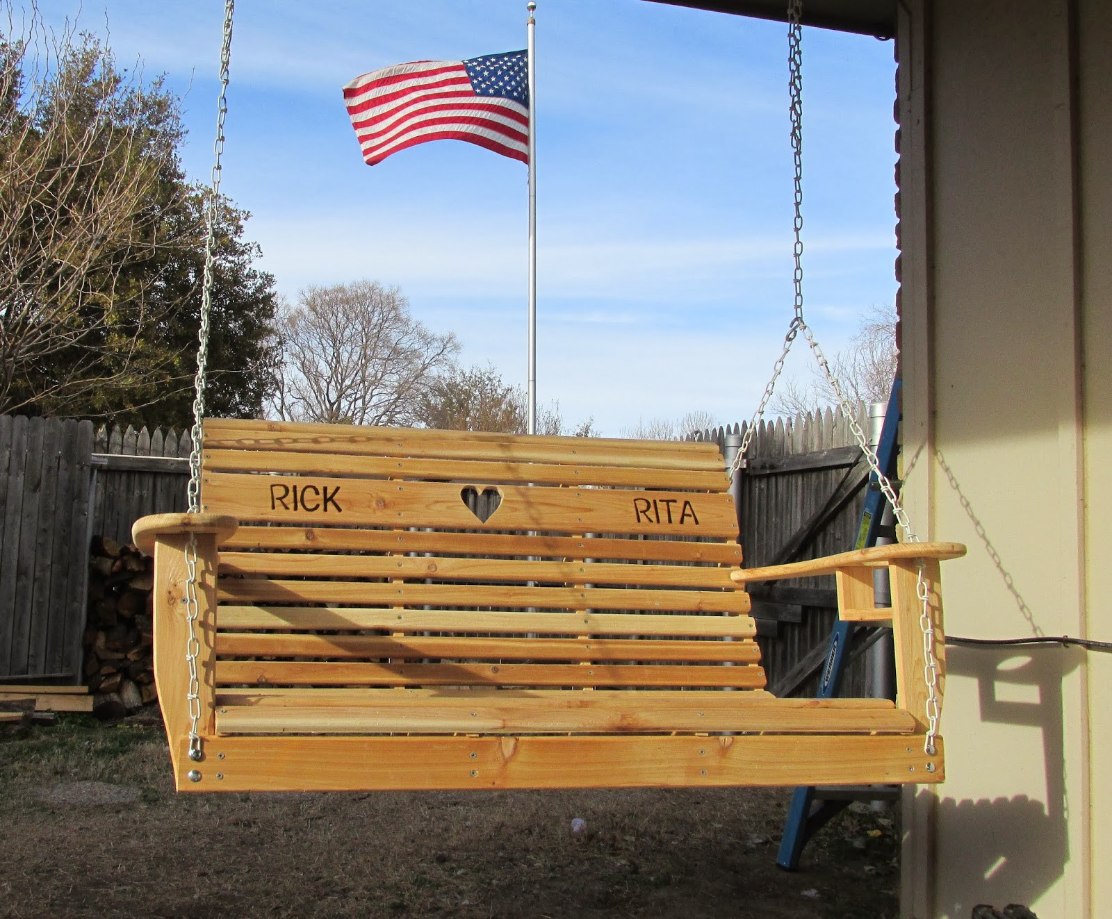 DIY Wooden Swings
 Wilker Do s DIY Porch Swing