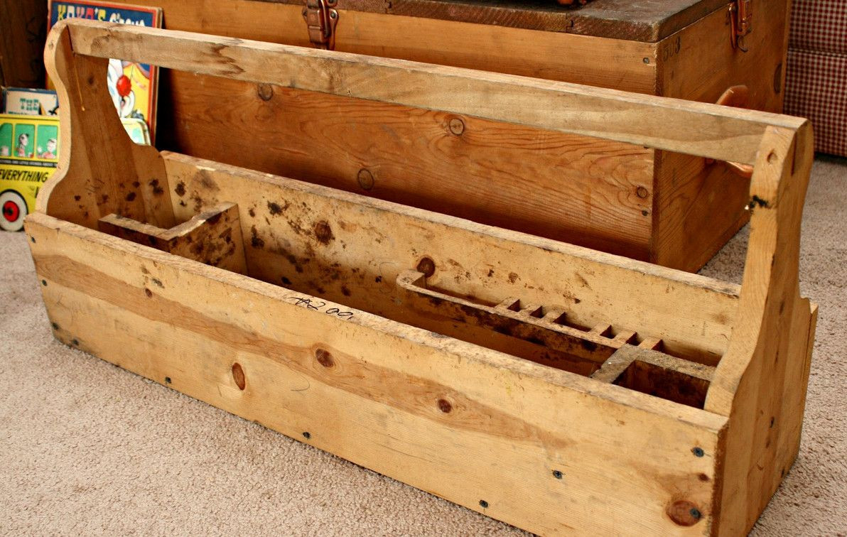 DIY Wooden Tool Chest
 diy wood tool box Wood Tool Box And How To Make It