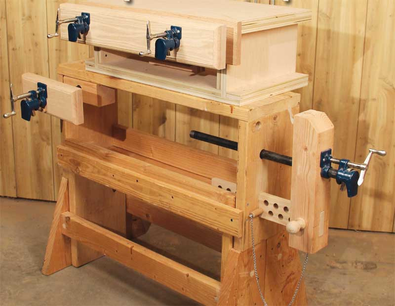 DIY Woodworking Vise
 3 Classic Vises made with Pipe Clamps