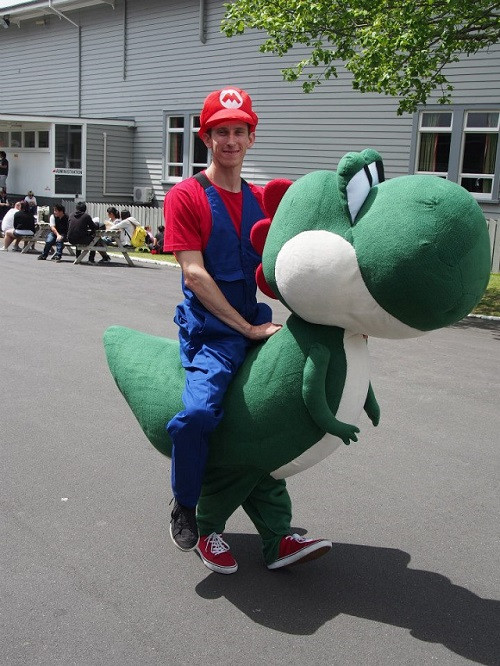 DIY Yoshi Costume
 IRTI funny picture 5688 tags DIY Mario Yoshi costume