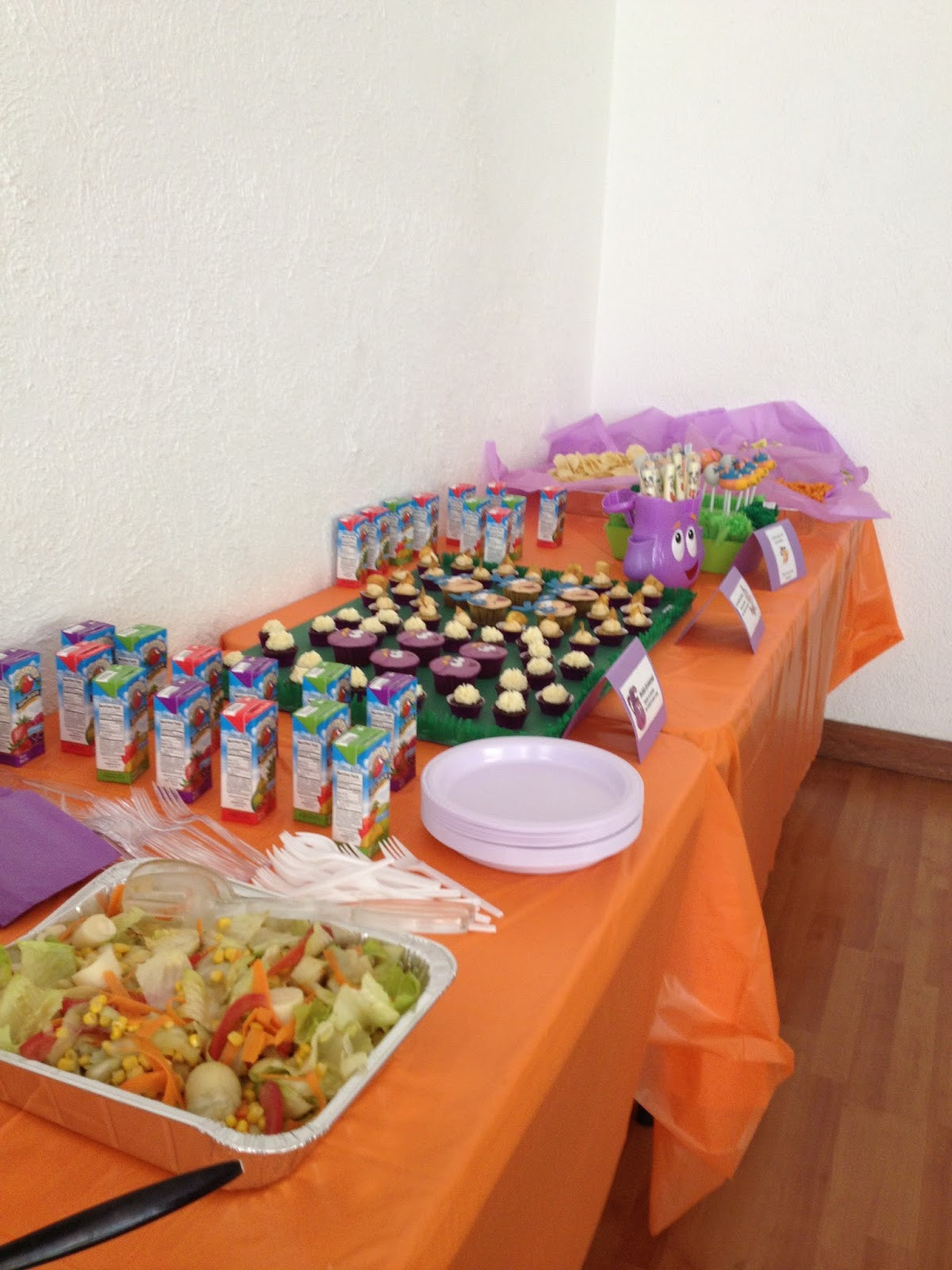Dora Birthday Party Food Ideas
 A Muffin Top Full Cupcakes Dora the Explorer birthday