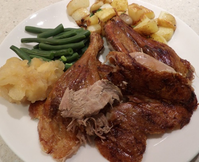 Duck Sauce Recipe With Applesauce
 Crispy Skin Slow Cooked Roast Duck or Chicken with Apple