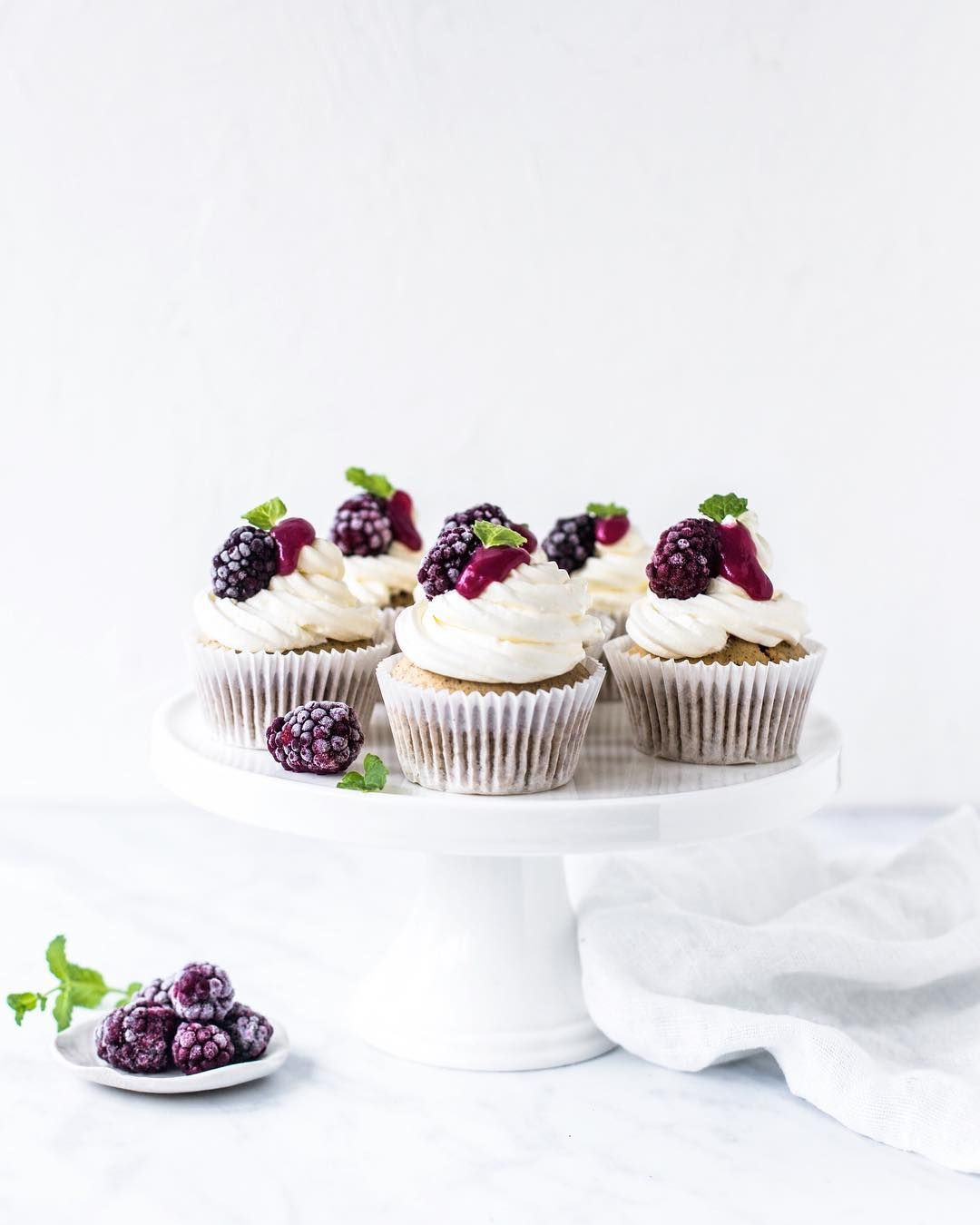 Earl Grey Cupcakes
 Blackberry Curd Filled Earl Grey Cupcakes recipe